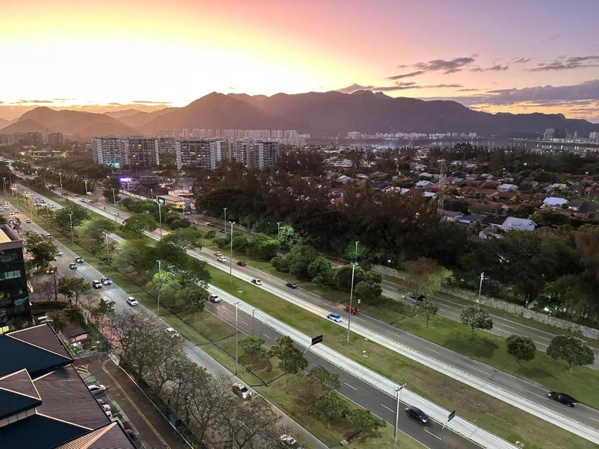 Flat Com Vista Panoramica -15- Na Barra Da Tijuca - Estacionamento Gratuito - Frigobar - Ar Condicionado - Piscina - Academia - Balsa Para Praia Gratis - Varanda - Vista Parcial Mar E Lagoa Rio de Janeiro Ngoại thất bức ảnh