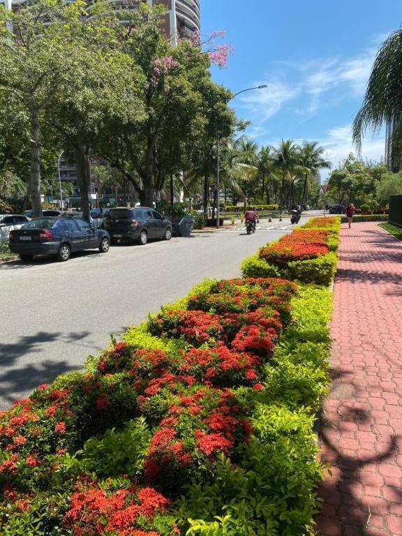 Flat Com Vista Panoramica -15- Na Barra Da Tijuca - Estacionamento Gratuito - Frigobar - Ar Condicionado - Piscina - Academia - Balsa Para Praia Gratis - Varanda - Vista Parcial Mar E Lagoa Rio de Janeiro Ngoại thất bức ảnh